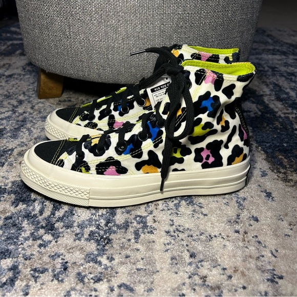 NWT Converse Velvet Rainbow Leopard Chuck Taylor 70 High Top Sneakers Size 7.5 - Picture 2 of 9